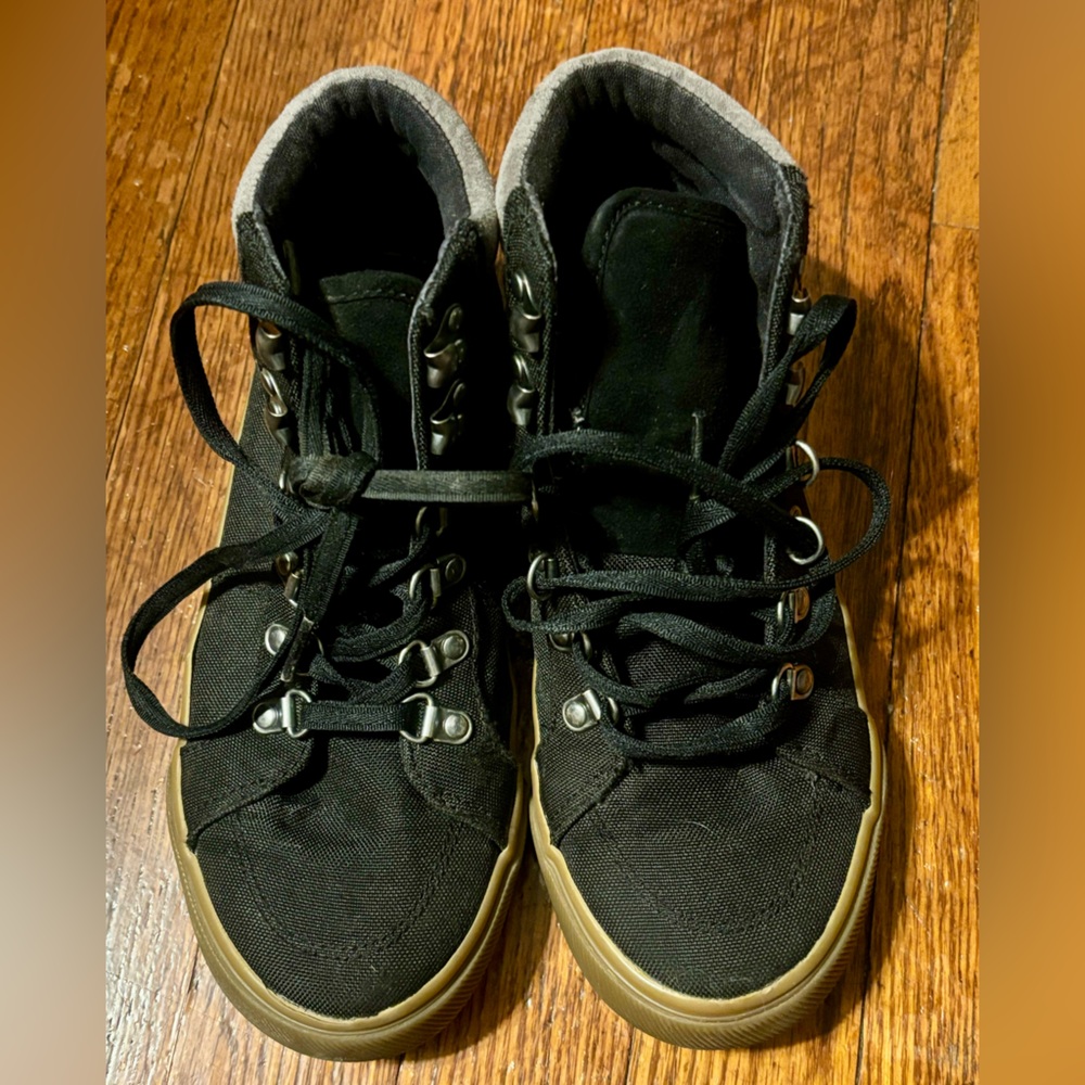 Old Navy Black High-Top Kids Sneakers